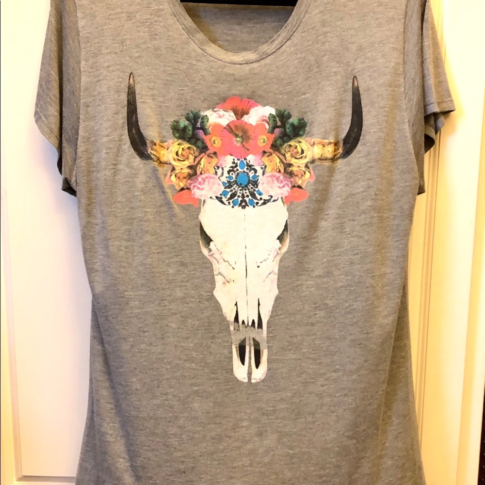 ⭐️ Excellent condition MUMU T-Shirt ⭐️